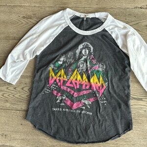 Junk Food Def Leppard T size medium